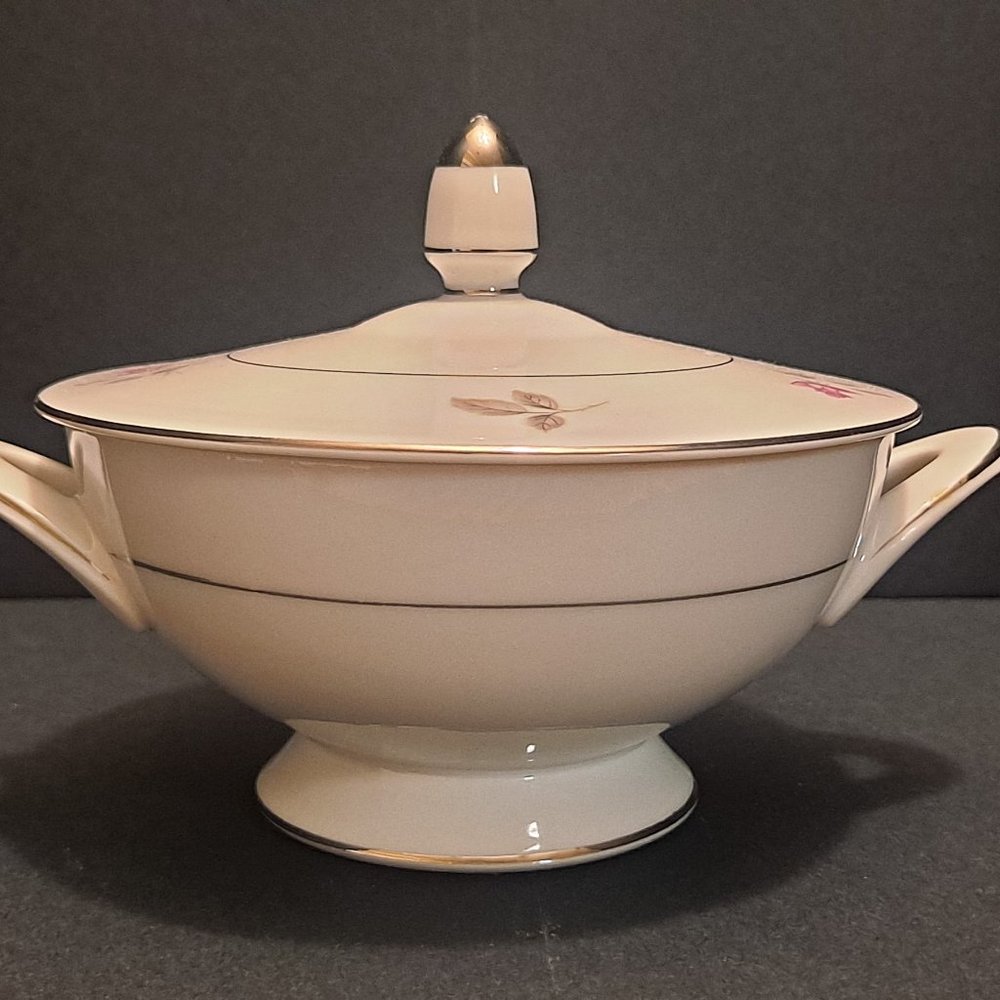 SUGAR BOWL